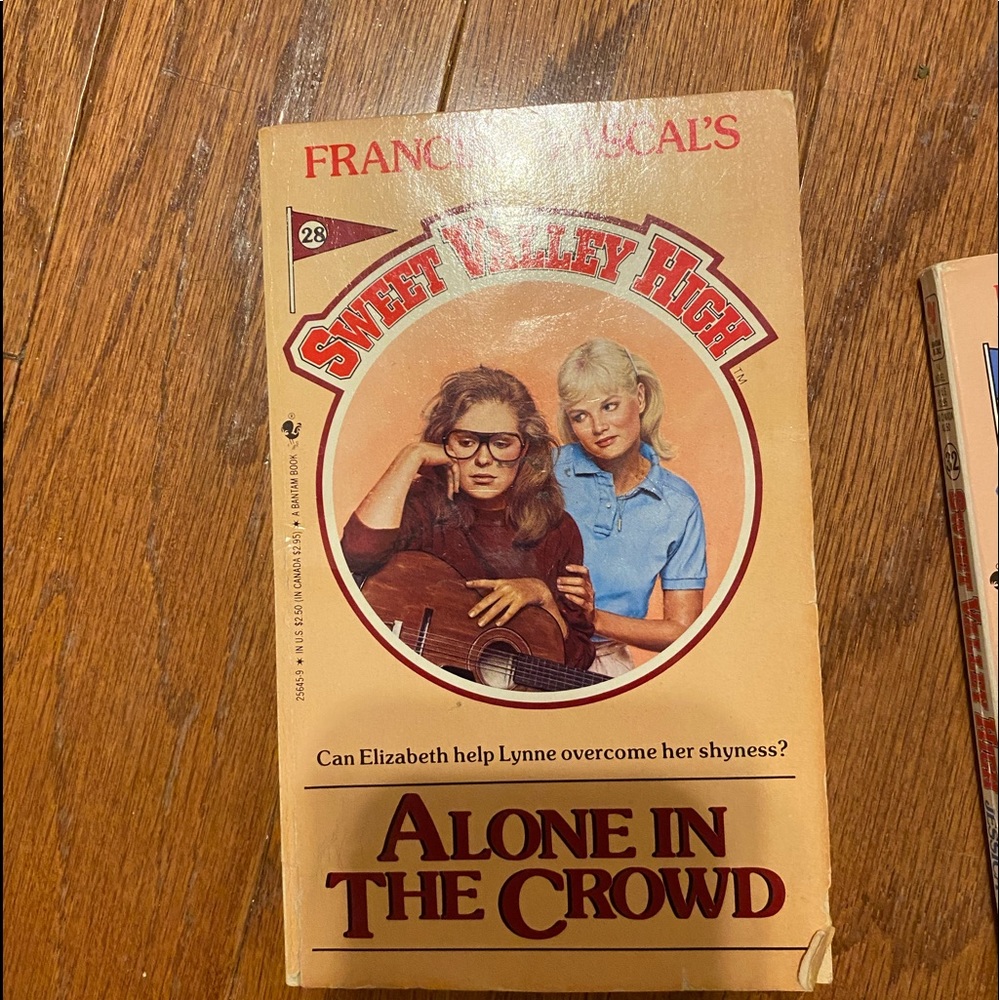 Original Sweet Valley High Series-A lone in the Crowd by Francine Pascal